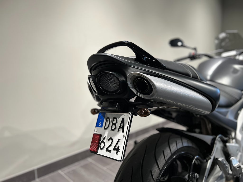 Suzuki GSR600 B-King / Premium sadel / Puig vindruta / Tail-tidy