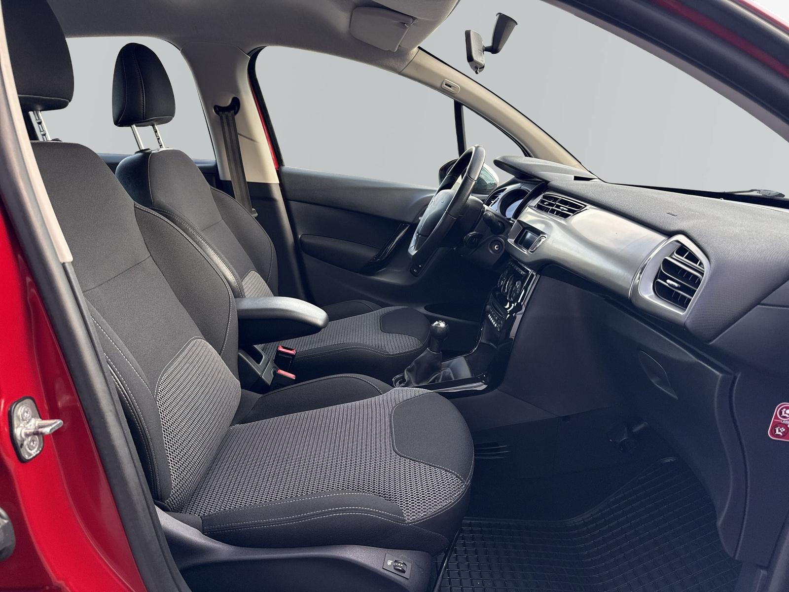 Citroen C3 1.2 PureTech 82hk 2014, bild 7/10