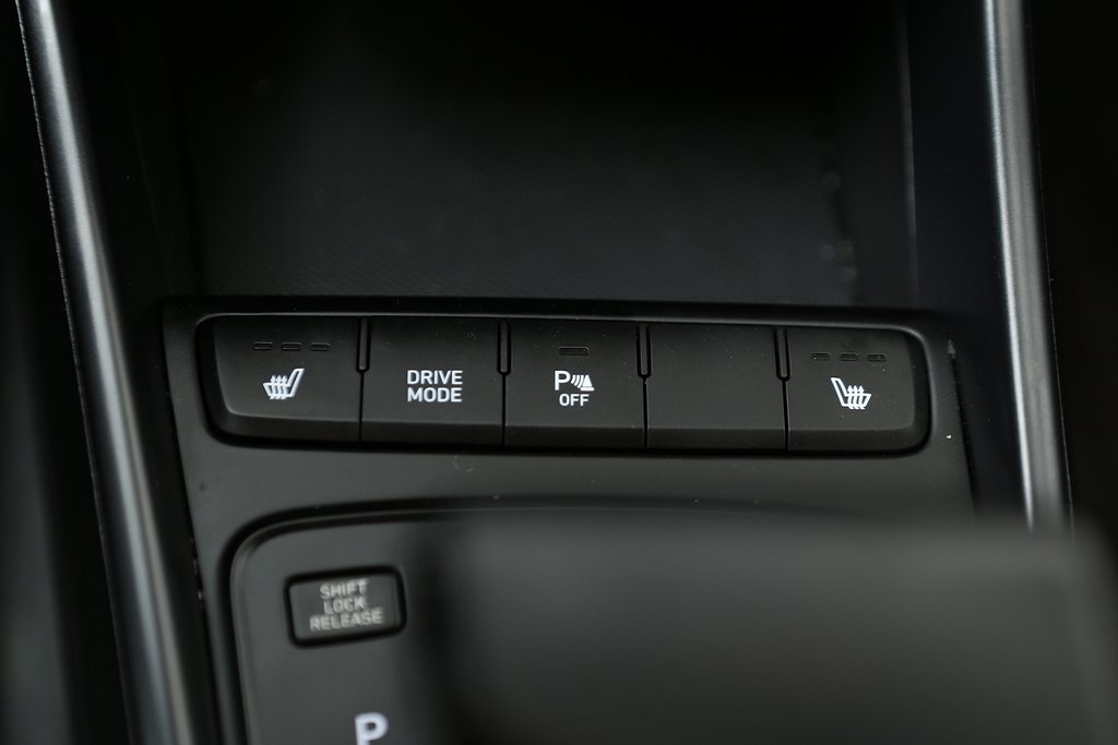 Hyundai i20 1.0 T-GDI DCT Essential 5D Nybilsgaranti 2023