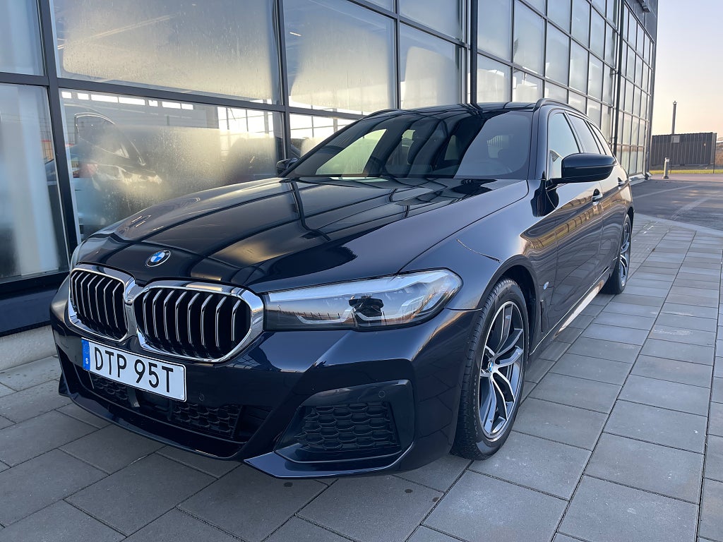 BMW 520d xDrive Touring Steptronic M Sport | Navi | Drag | Moms 