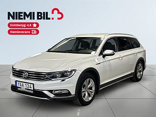 Volkswagen Passat Alltrack 2.0 TDI 4M DSG Drag/Kamera/Dvärm/LEDramp/Skinn/S&V-Däck – bild 1