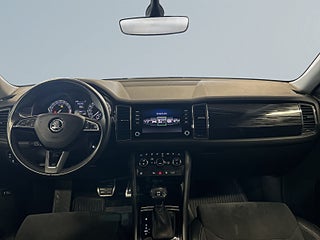 Skoda Kodiaq 7-Sits 2.0 TDI SCR 4×4 Businessline S&V-däck/Dvärm/Drag – bild 8
