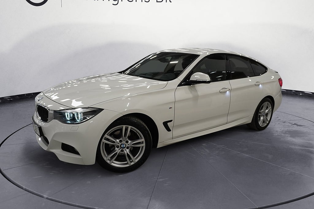 BMW 320 d xDrive 3,65% ränta M-Sport Navi Drag HiFi Rattvärme PDC 18