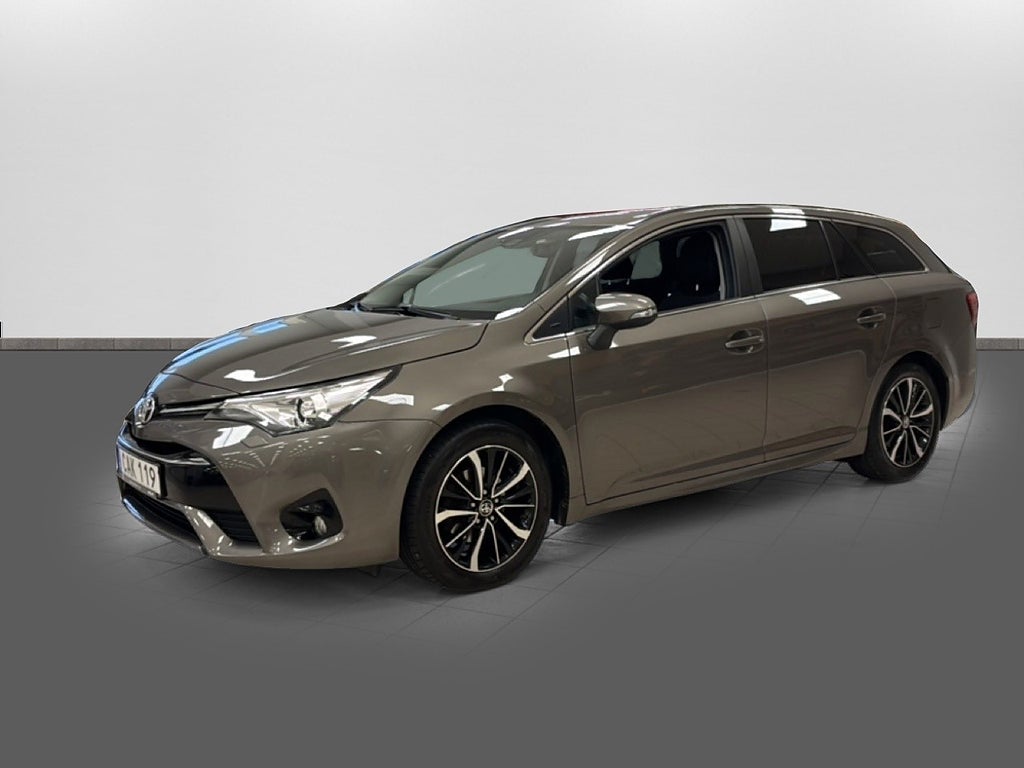 Toyota Avensis Kombi 1.8 Drag M-värm Navi Räntekampanj 3,99%