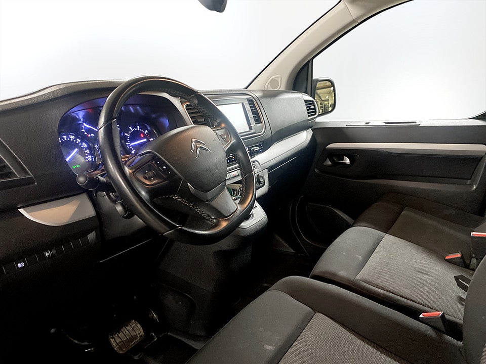 Bild på Citroën Jumpy Bus Pre 2.0 BHDi 145hk Aut L3 WEBASTO B-KAMERA