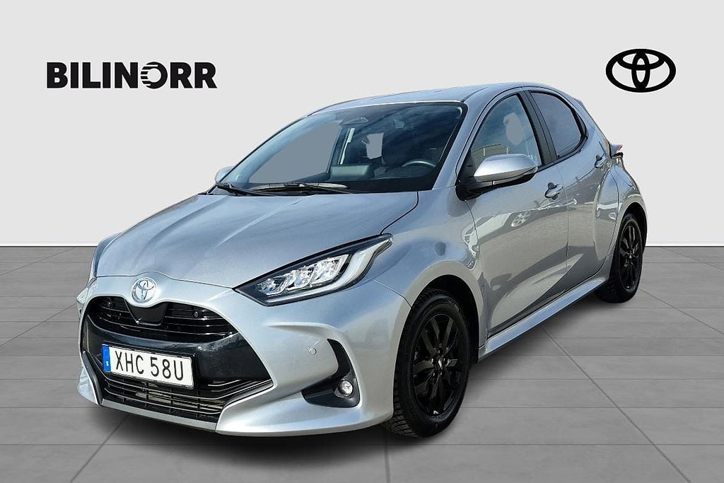 Toyota Yaris Hybrid 115 1,5 Active Plus Säkerhetspaket | Nya Vinterh...