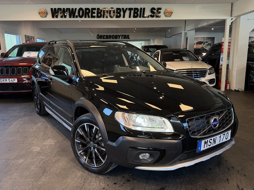 Volvo XC70 D4 AWD Aut Classic Sport Drag Värmare BLIS Skinn SE UTR