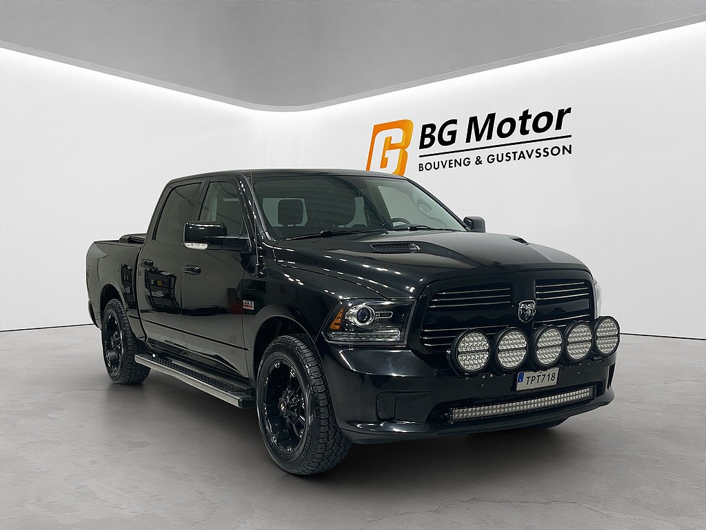 Dodge RAM 1500 Sport 5.7 V8 HEMI 395hk T-Luck/Sportavgas/Backflip