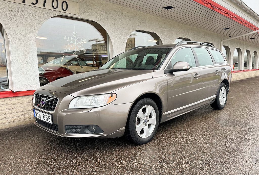 Volvo V70 2.4D 6-vxl *SÅLD* Momentum 175 Hkr Diesel