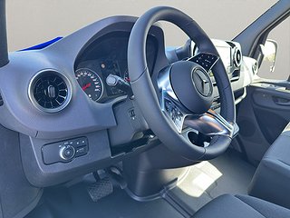 Transportbil - Skåp Mercedes-Benz Sprinter 16 av 18