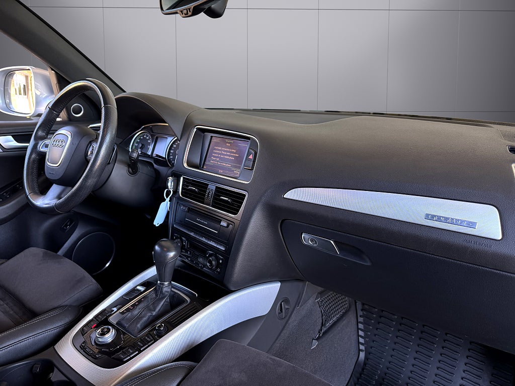 Audi Q5 2.0 TFSI hybrid quattro TipTronic Panorama-Bang Olufsen - miniatyr 15