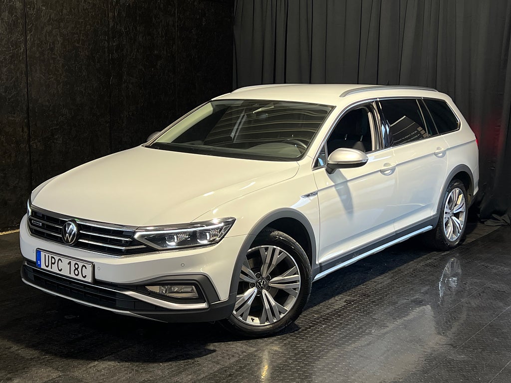 Volkswagen Passat Alltrack 2.0 TDI 4Motion DSG Sekventiell, 200hk/Värmare/Drag/b-K