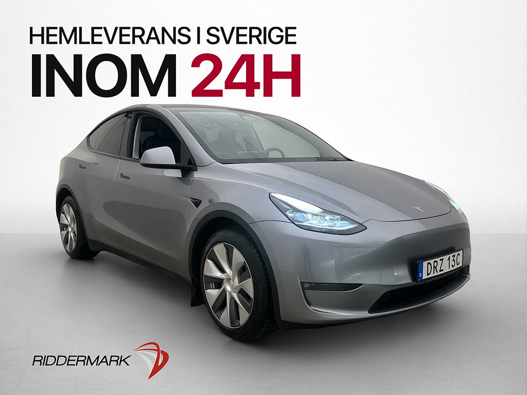 Tesla Model Y Lon Range AWD Moms Drag Pano 1 Brukare Skinn
