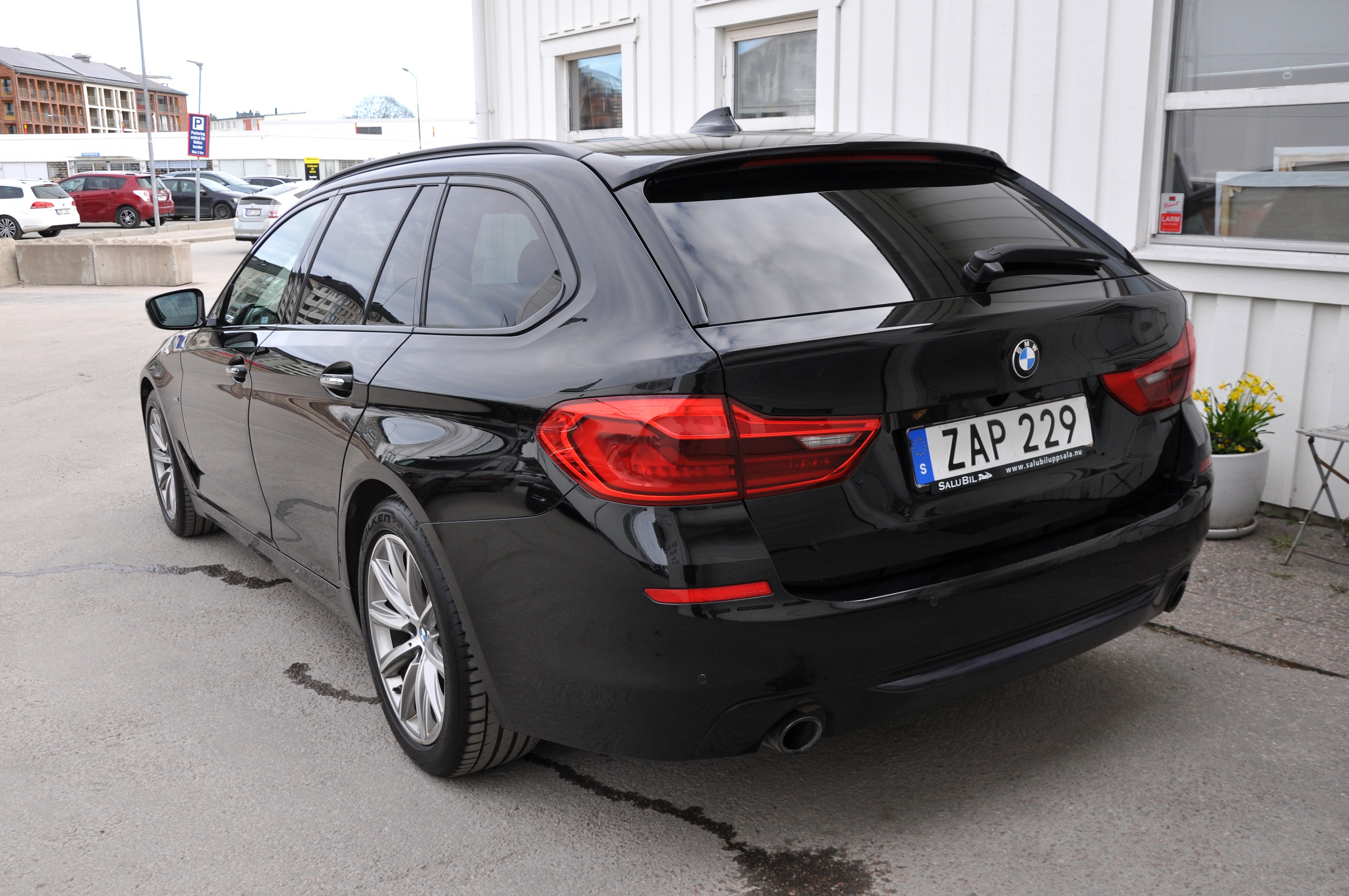 BMW 530 2018, photo 4/39