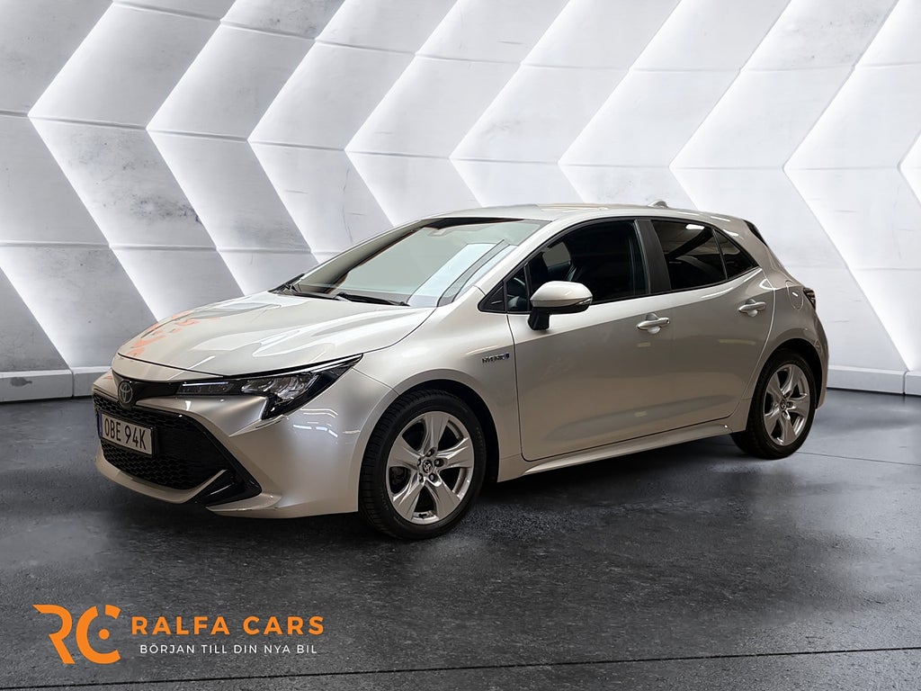 Toyota Corolla 1.8 Hybrid e-CVT Active Backkamera  CarPlay