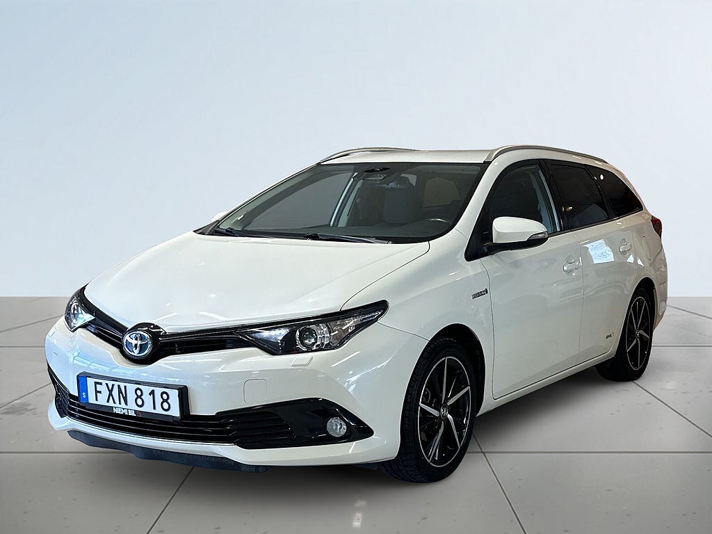Toyota Auris Touring Sports Hybrid Touch & Go B-kamera Mvärmare S&V