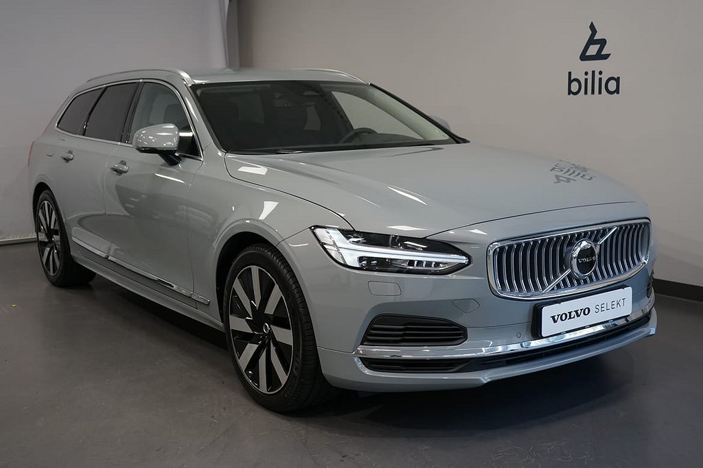 Volvo V90 Recharge T6 Core Edition LÄDER Rabattkampanj!