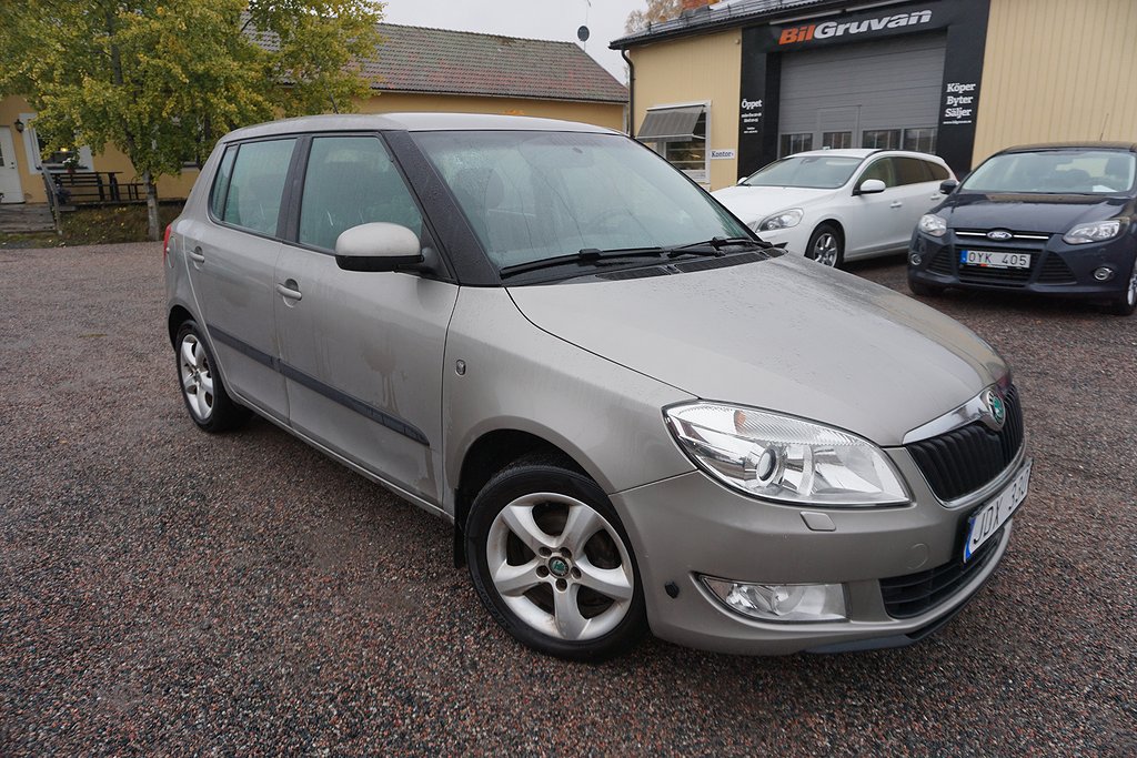 Skoda Fabia 1.2 TSI Elegance M-värmare