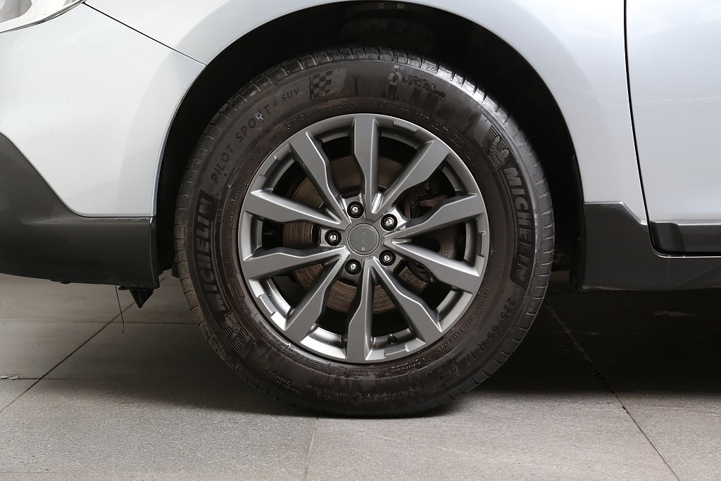 Subaru Outback 2,5i 175hk Base AWD Aut Motorv Drag Extraljus 2017