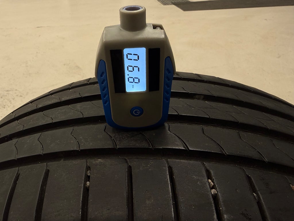 Volvo V70 D5 AWD Geartronic Summum R-Design Limited 215hk - miniatyr 26