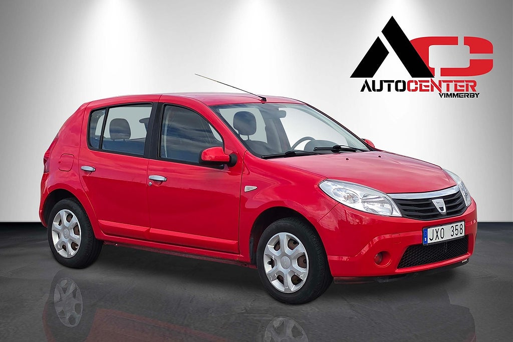 Dacia Sandero 1.6 Drag Ny Bes 0,95% Ränta Låga Mil