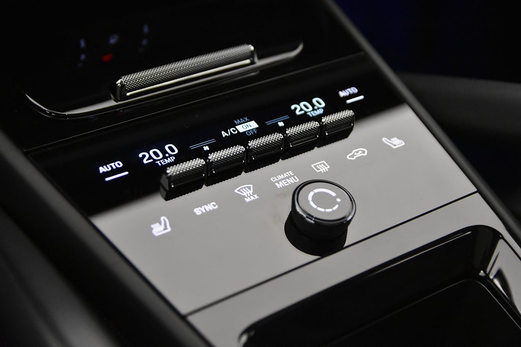 Porsche Cayenne 2024 - miniatyr 28