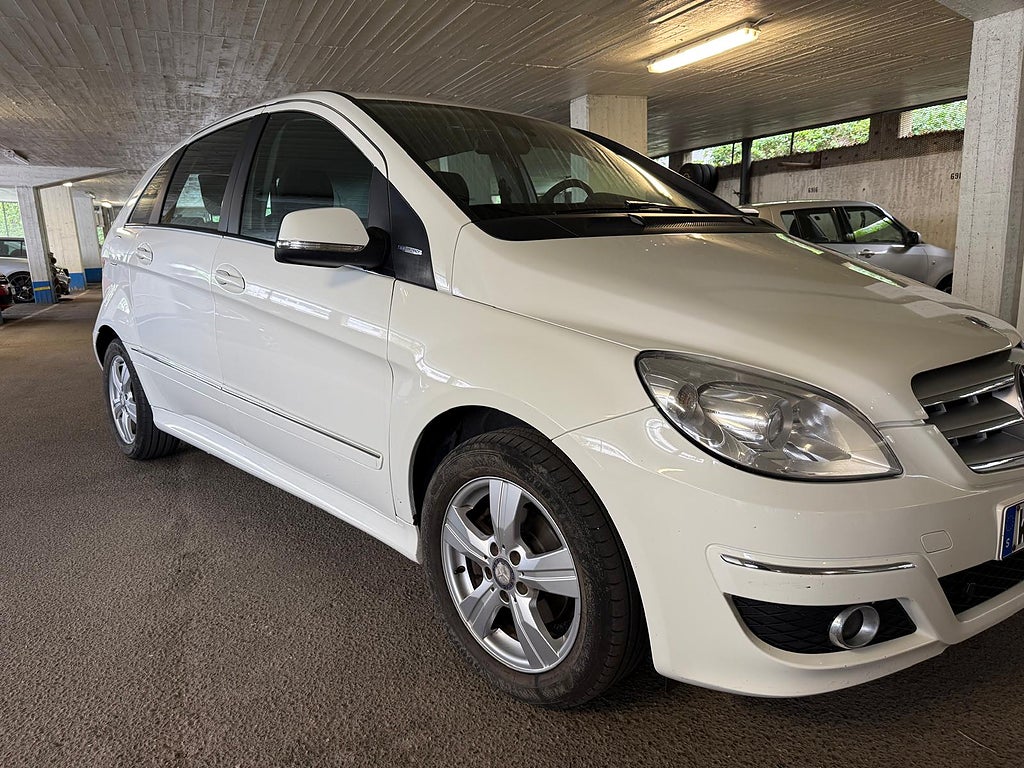 Mercedes-Benz B 180 Euro 5