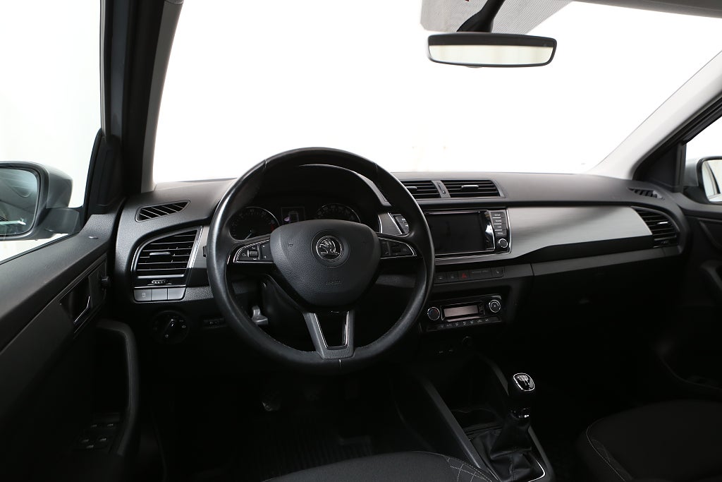 Skoda Fabia 1,2 TSI 90hk Style Kombi Motorvärmare 2016