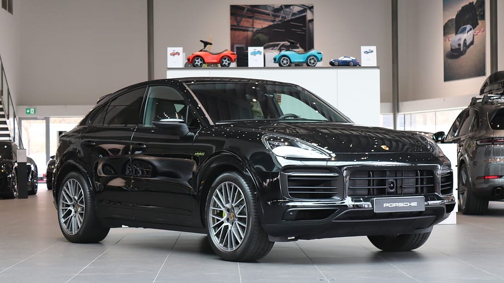 Porsche Cayenne E-Hybrid Coupé 462 hk Platinum Edition / Sportavgas / Drag / B..