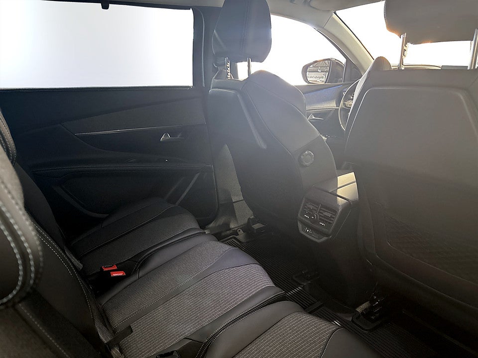 Bild på Peugeot 5008 Allure Pack 1.2 PT 130hk Aut B-KAMERA CARPLAY