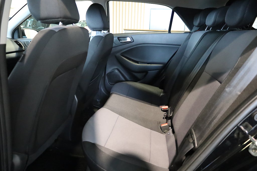 Hyundai i20 Active 1.0 T-GDI blue Premium Blåtand PDC Rattvärme 2017