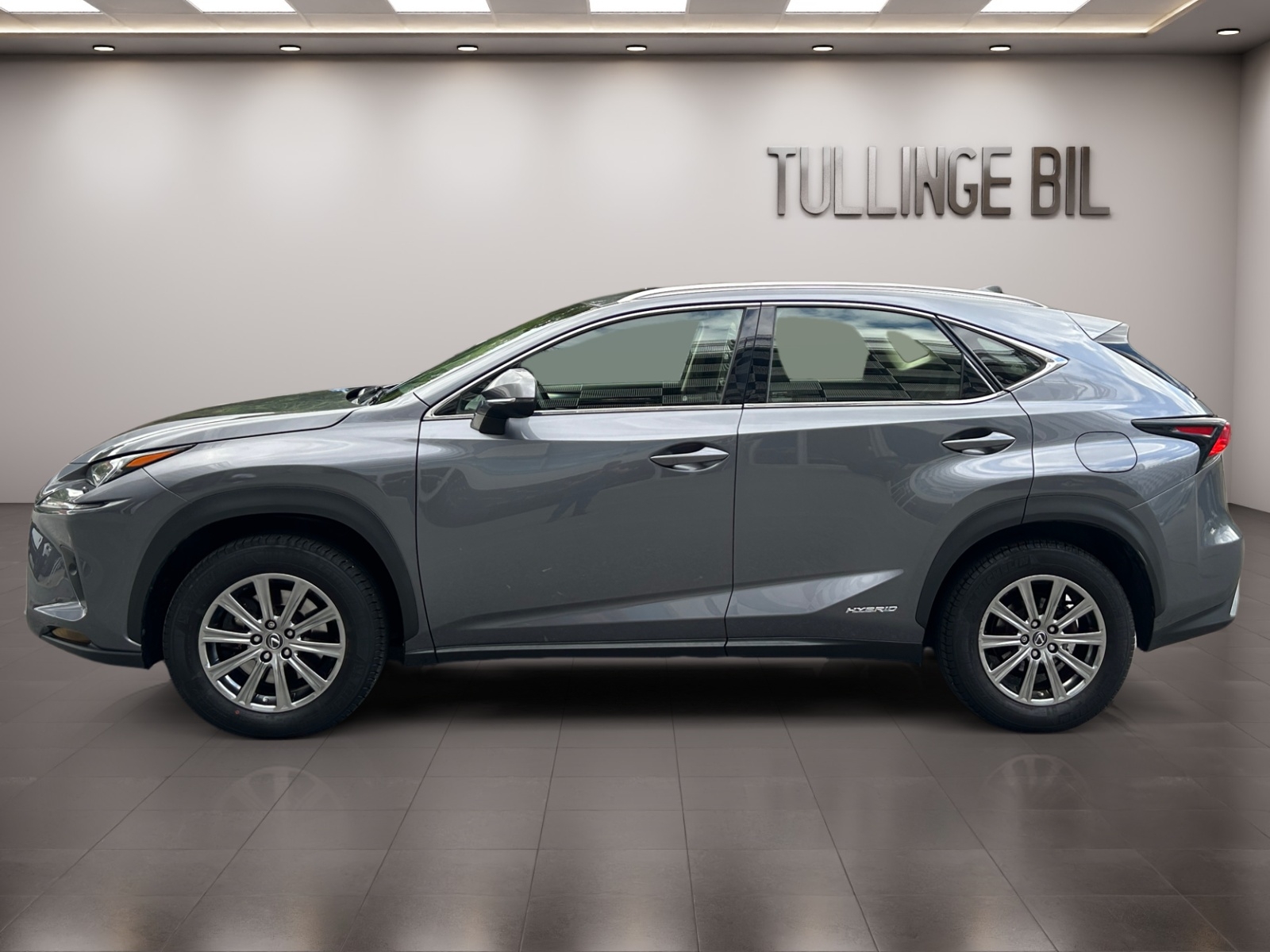 Lexus NX 2018, photo 2/56