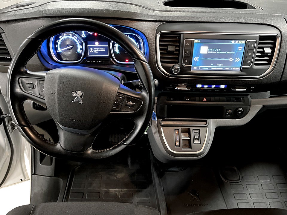 Bild på Peugeot e-Expert PRO+ 75kWh 136hk Aut L3 B-KAMERA NAVI