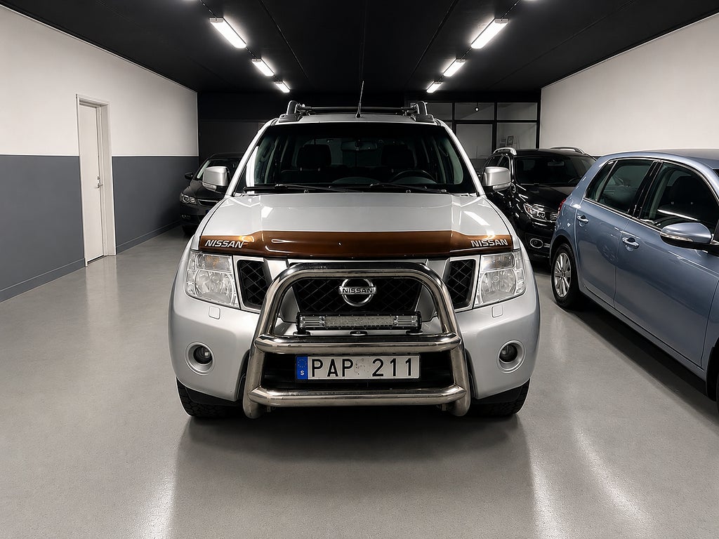 Nissan Navara Dubbelhytt 2.5 dCi 4x4 Euro 5 Ny servat