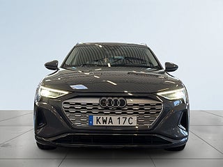 Audi q8-e-tron Q8 50 e-tron quattroS&V-Hjul/Kam/Drag/Skinn/Navi/MOMS – bild 2