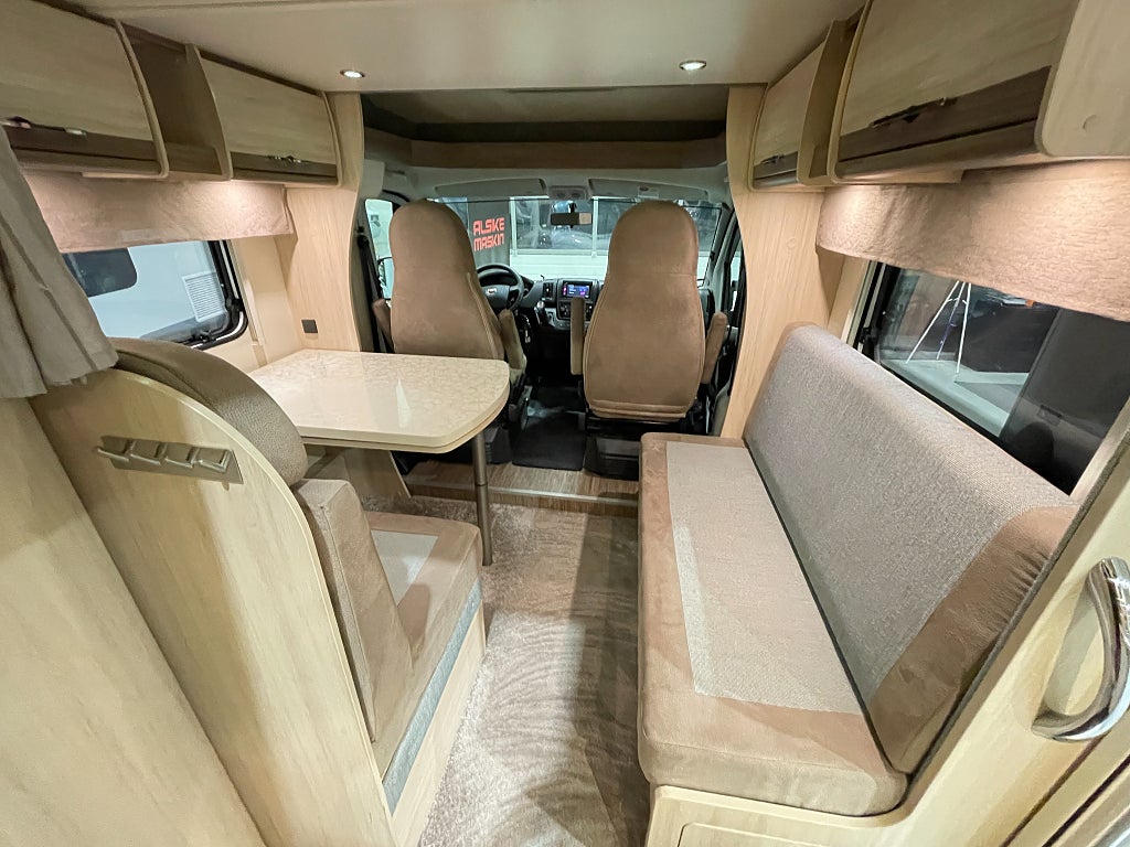 Hobby Siesta T70 HGE / AC bodel / Solcell / Taksäng / Automat - Hobby