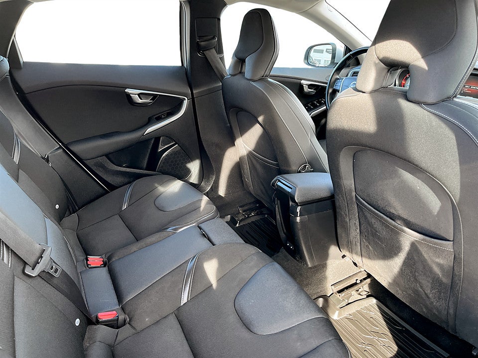 Bild på Volvo V40 Momentum D3 150hk Aut LÅGA MIL