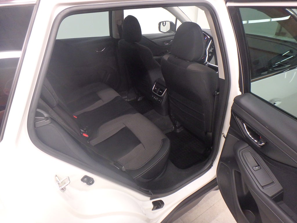 Subaru Outback 2022 - miniatyr 18