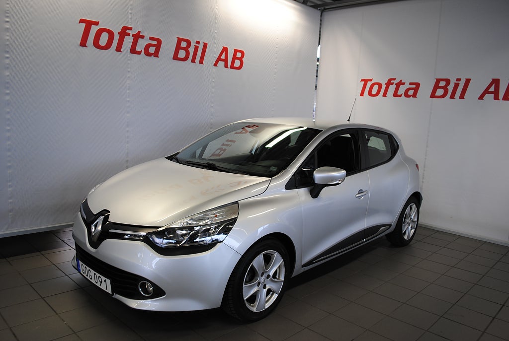 Renault Clio 90hk 7700 Mil 0:- Kontant