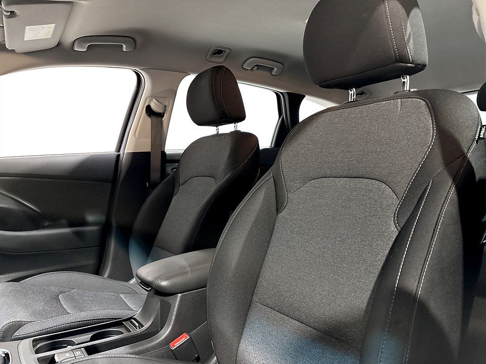 Bild på Hyundai i30 Kombi Essential 1.0 T-GDI 120hk Aut - B-KAMERA, EN ÄGARE