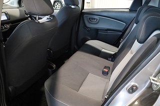 Halvkombi Toyota Yaris 11 av 21