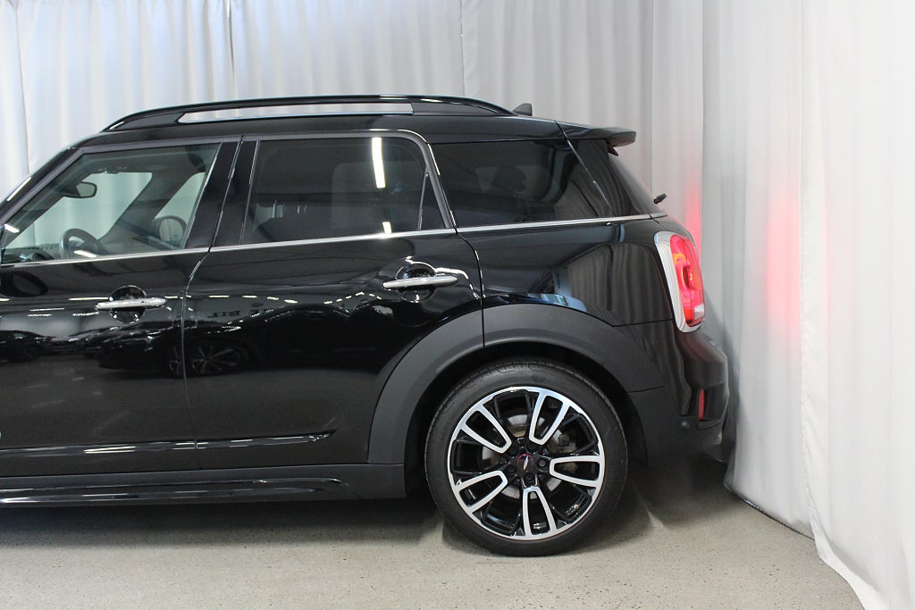 MINI Countryman Cooper SE ALL4 John Cooper Works, Maximize, SE SPEC