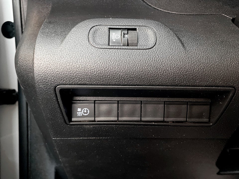 Bild på Peugeot Partner PRO+ 1.5 BHDi 130hk Aut L2 DRAG B-KAMERA 