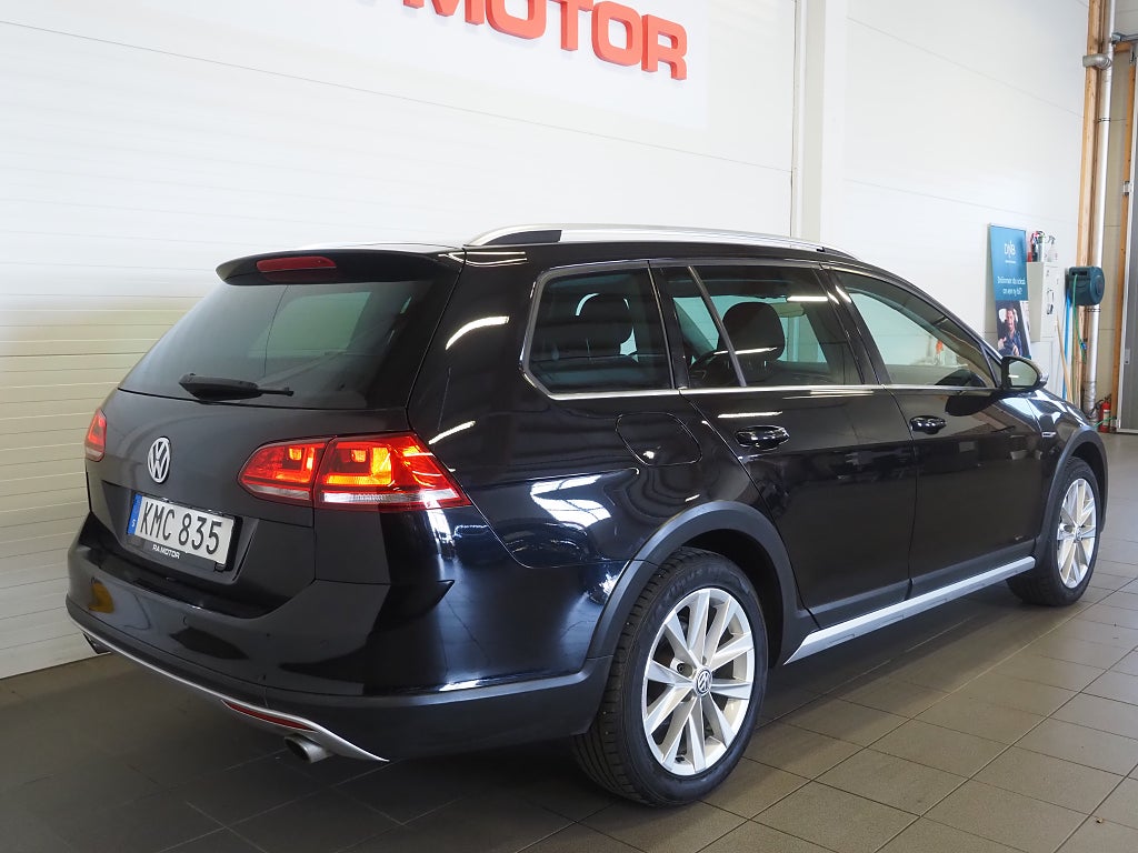 Volkswagen Golf Alltrack 1.8 TSI 180hk DSG 4Motion | Drag | Backkamera | 2017