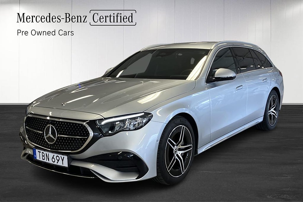 Mercedes-Benz E300 de AMG-LINE/S-VHjul/Drag//keyless/360k...