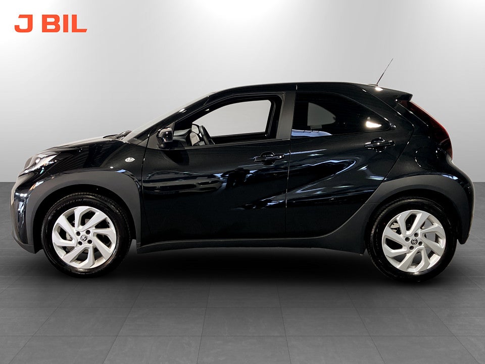 Bild på Toyota Aygo X 1.0 VVT-i CVT 72hk Aut B-KAMERA