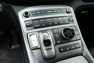 SUV Hyundai Santa Fe 21 av 26