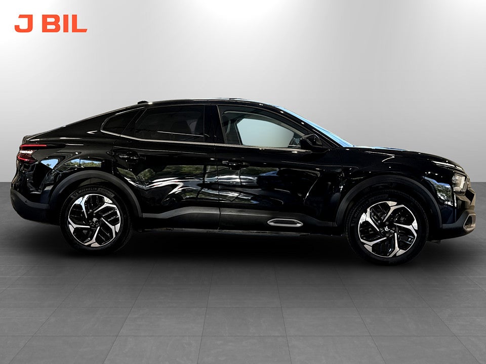 Bild på Citroën C4-X Shine 1.2 PT 131hk Aut B-KAMERA CARPLAY