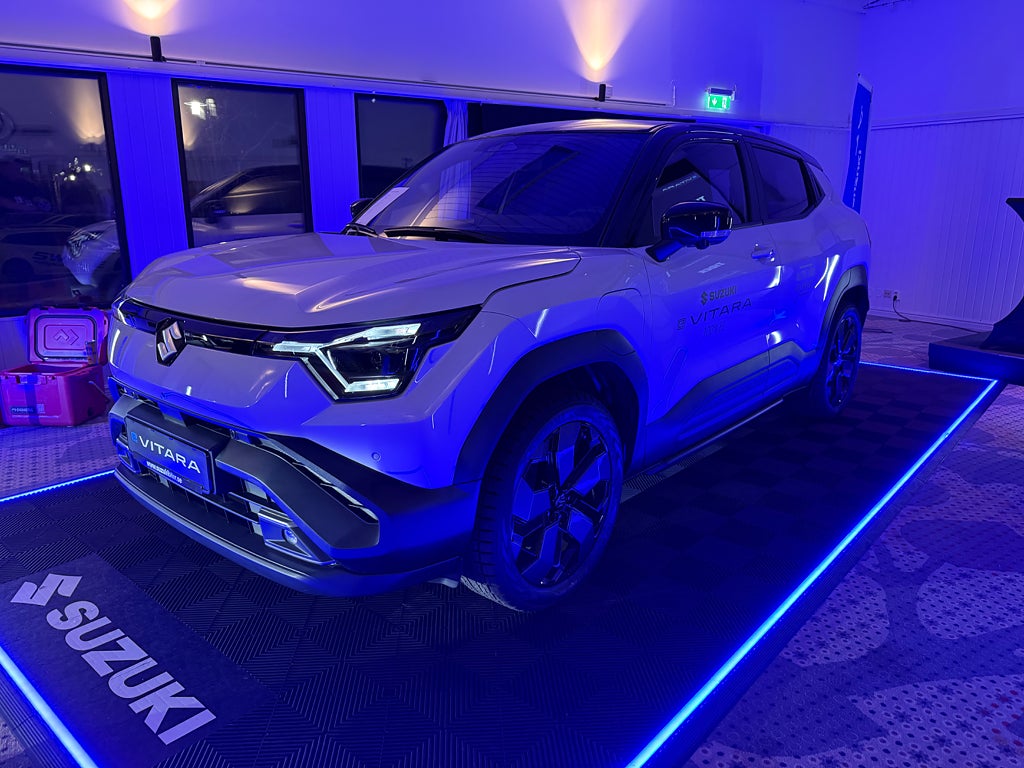 Suzuki e-Vitara Select 4X4 426km 3 års fri service - bild 10