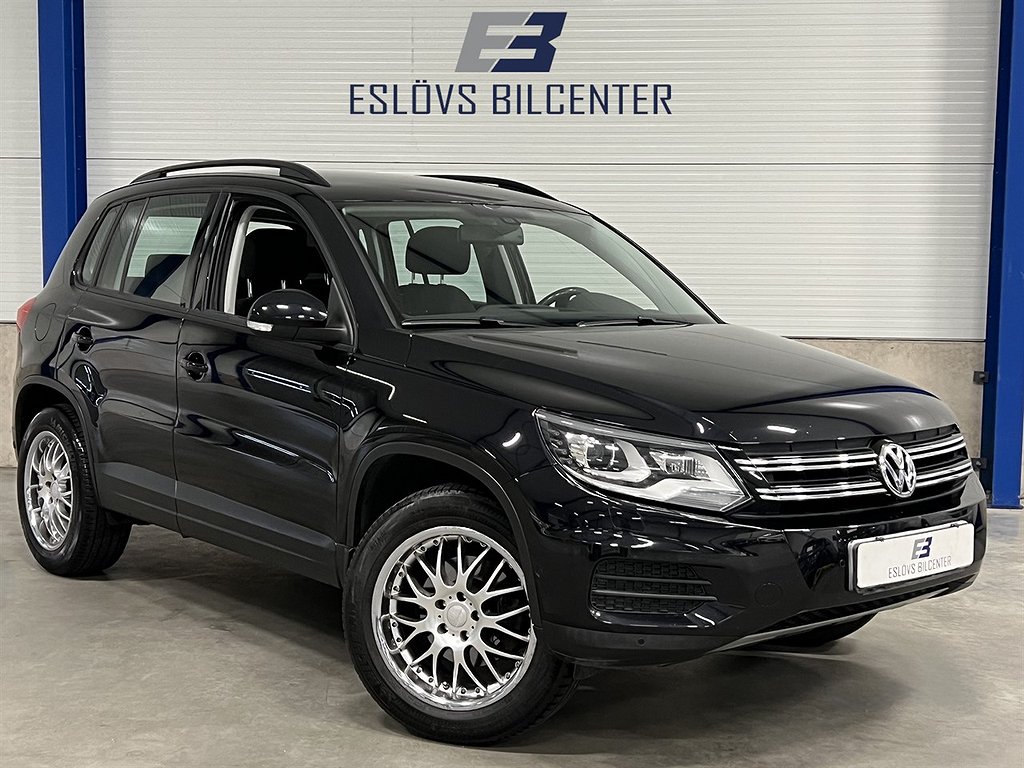 Volkswagen Tiguan 2.0 TDI 4M 140 HK / Drag / Värmare / Backkamera / Track %26 Fiel